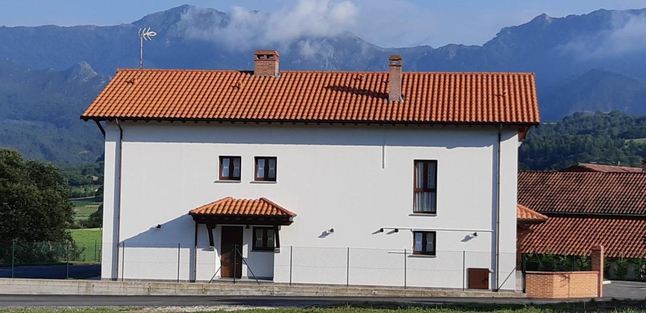 La Mediana Del Sella Aparthotel Ribadesella Bagian luar foto