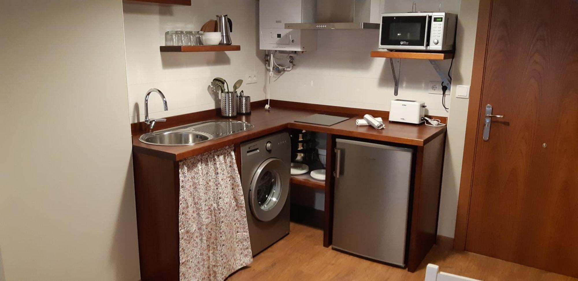 La Mediana Del Sella Aparthotel Ribadesella Ruang foto